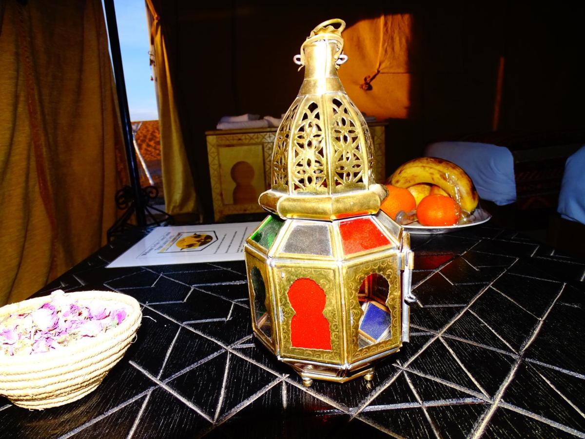 Camel Luxury Camp Bed & Breakfast เมอร์ซูกา ภายนอก รูปภาพ