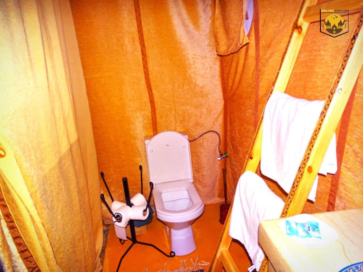 Camel Luxury Camp Bed & Breakfast เมอร์ซูกา ภายนอก รูปภาพ
