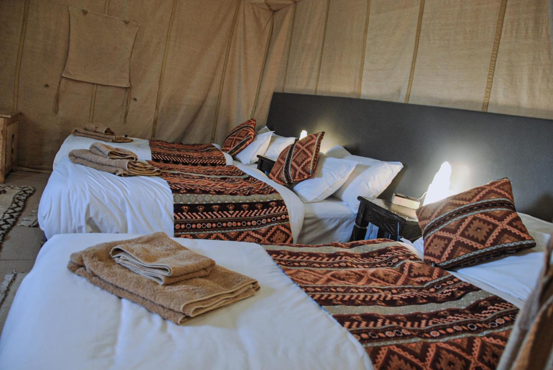 Camel Luxury Camp Bed & Breakfast เมอร์ซูกา ภายนอก รูปภาพ